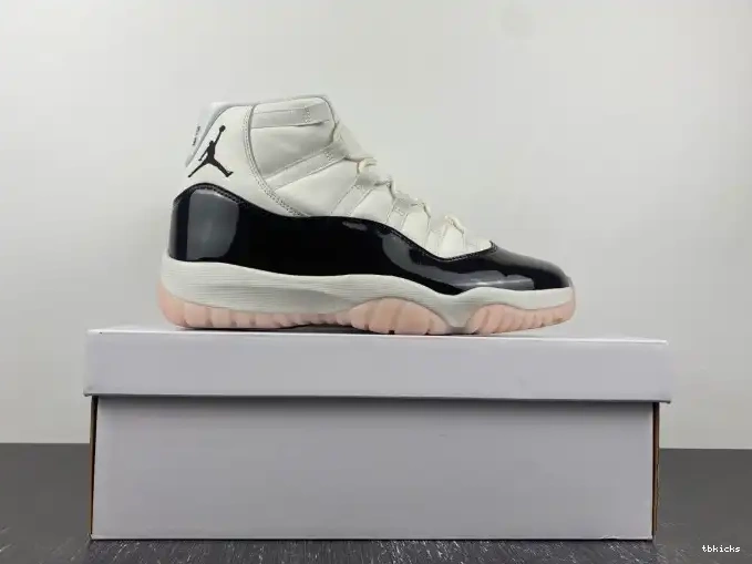 Reps TB AR0715-101 11 Jordan Neapolitan Air WMNS 0510